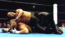 Chono beats Tenzan with a cross shiki no STF